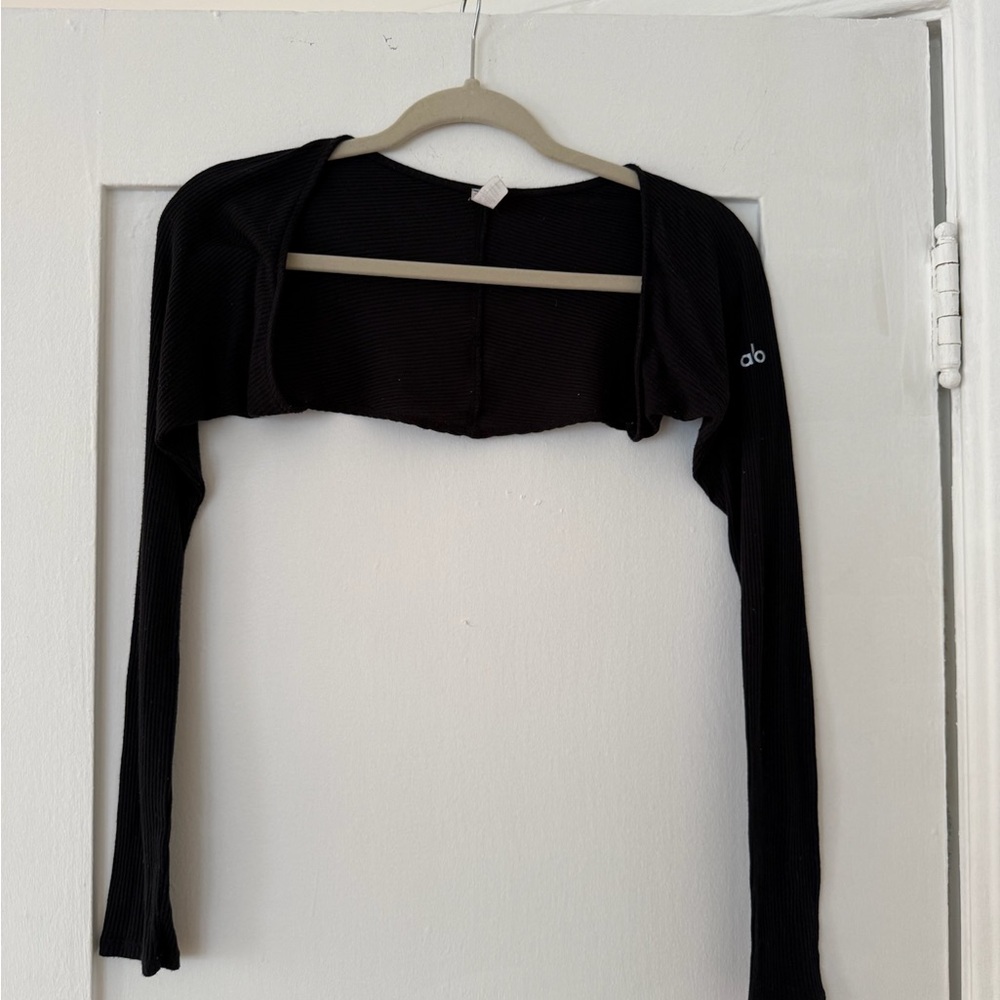 ALO Yoga Black Long Sleeve Crop Top